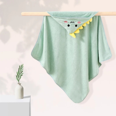 Cape-bain-bebe-dinosaure-verte-accrochée